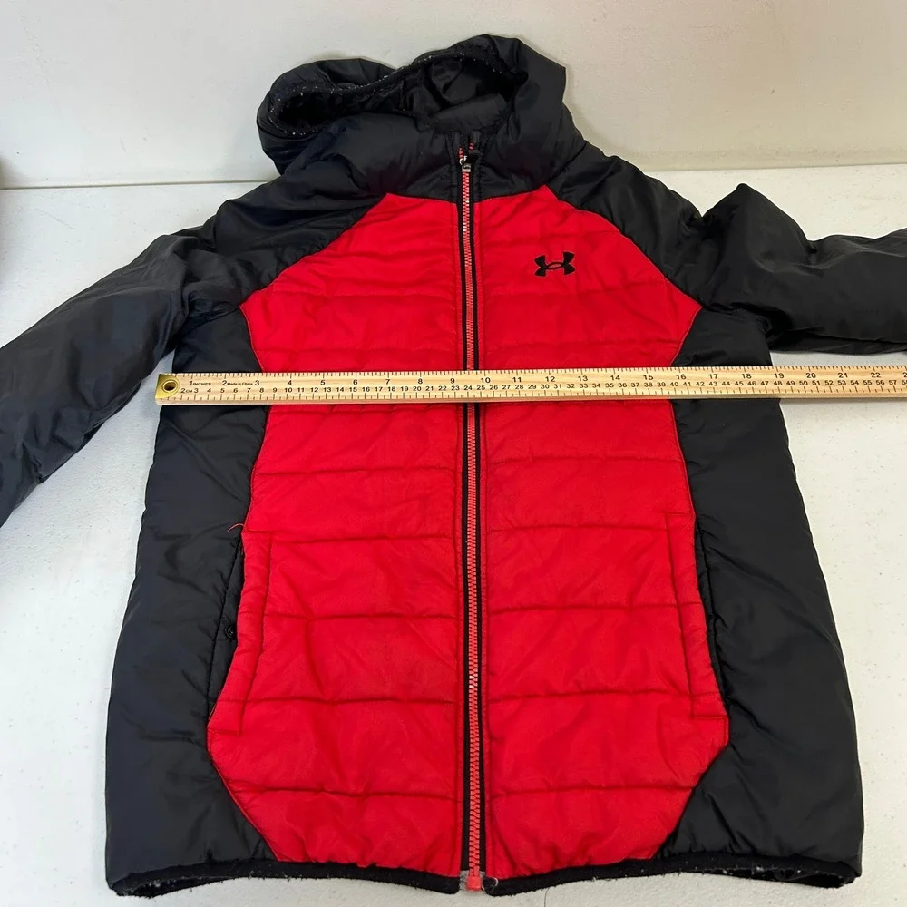 Under Armour Youth Large Red Black Hooded Puffer Jacket Full Zip Quilted Coat